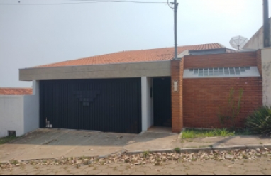 Casa para locação em Avaré